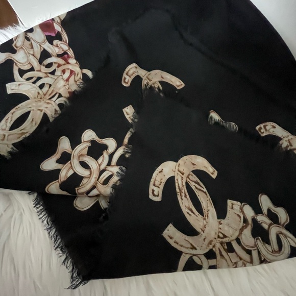 Chanel  Silk/Wool Wrap/Shawl Scarf. - Picture 8 of 16